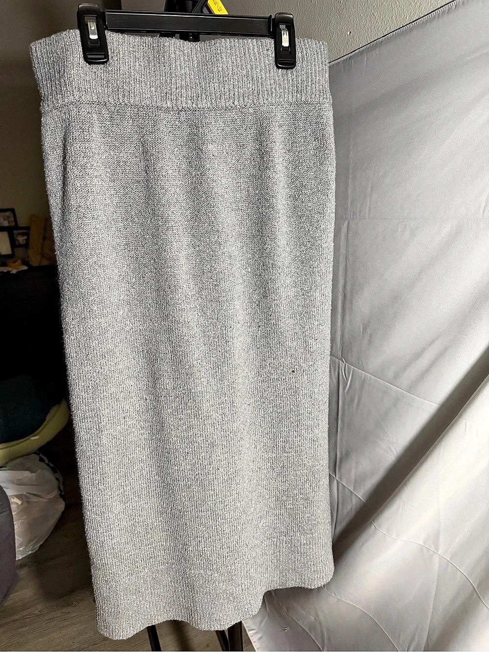 Time and Tru Women's Sweater Skirt Gray Midi Skirt Medium